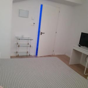 Single Room Private Bathroom